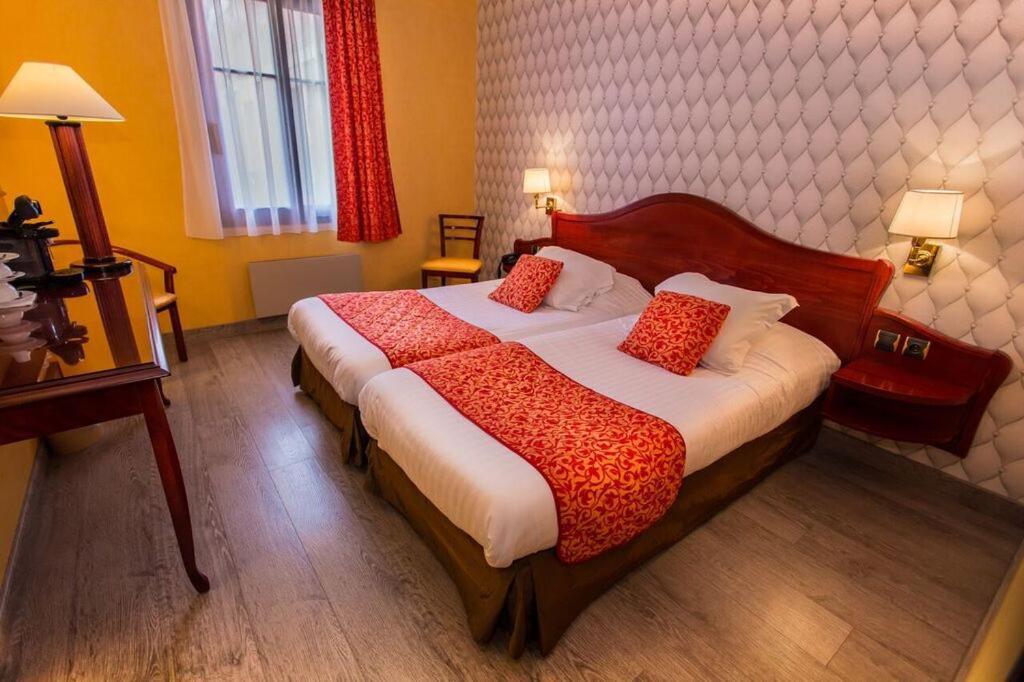 Cit'Hotel - Hotel Le Cèdre Noyon Buitenkant foto