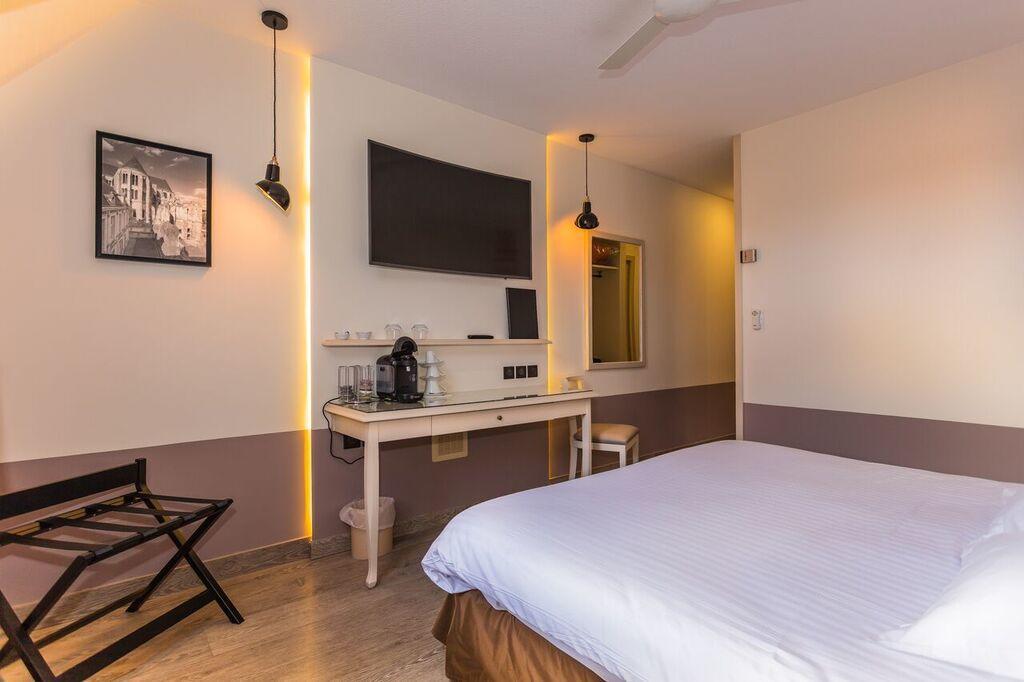 Cit'Hotel - Hotel Le Cèdre Noyon Buitenkant foto